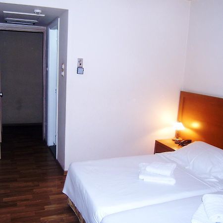 Theoxenia Hotel Athens Exterior photo