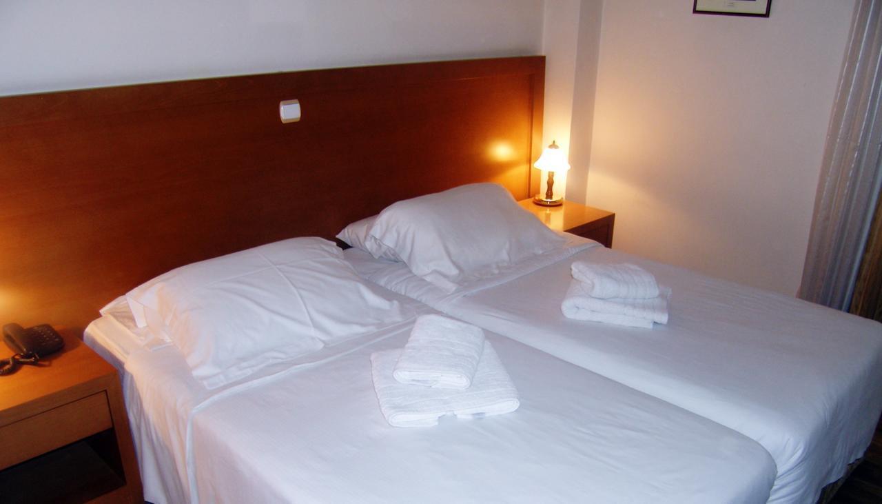 Theoxenia Hotel Athens Exterior photo